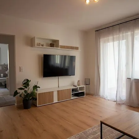 Glanzvoll, Moderne * Ασάφενμπουργκ